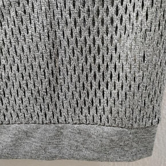 NWT Zara MESH -Light Gray SILVER GRAY METALLIC FIBER STYLE -Sleeveless Top - Picture 3 of 7